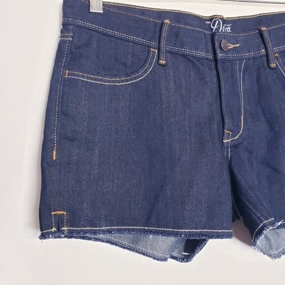 Old Navy Diva Dark Wash Cutoff Frayed Hem Denim Jean Shorts Women's Size 8 - Picture 2 of 10